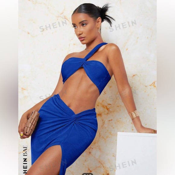 Blue two piece set - Picture 3 of 4